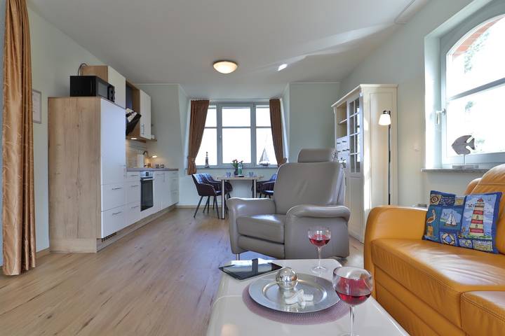 Ganze Ferienwohnung, Appartement/Fewo, Dusche, Wc, 1 Schlafraum in Strand Boltenhagen, Boltenhagen