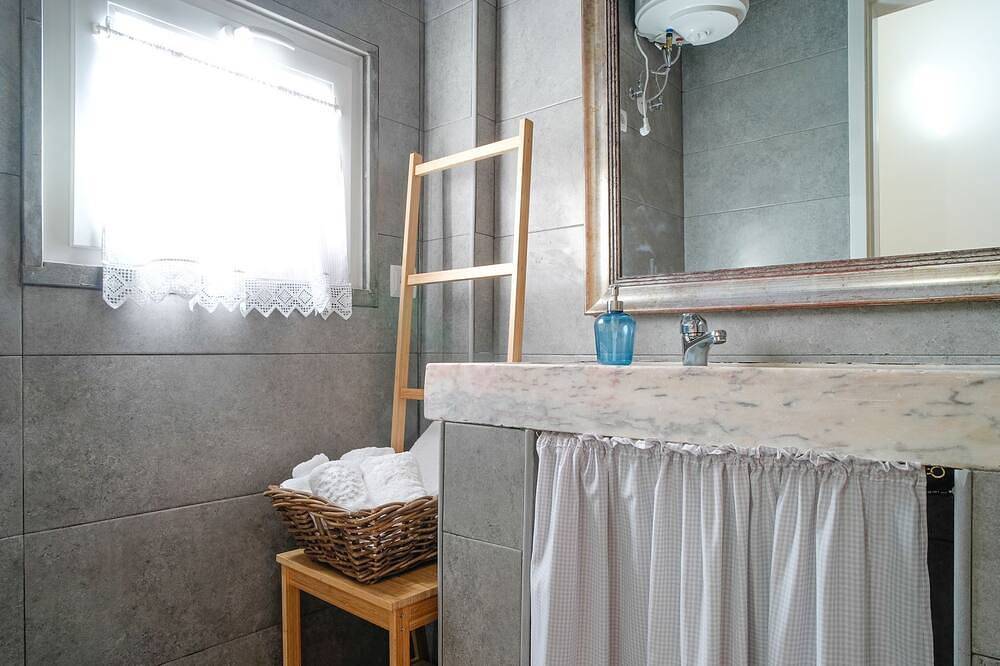 Kochab Sintra - Cozinha Velha in Praia do Magoito, São João das Lampas e Terrugem