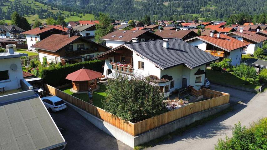 Ferienwohnung für 4 Personen, mit Ausblick und Balkon, kinderfreundlich