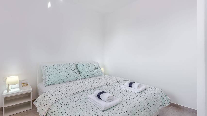 Villa für 2 Personen, mit Pool und Whirlpool sowie Balkon in Kroatien - 4