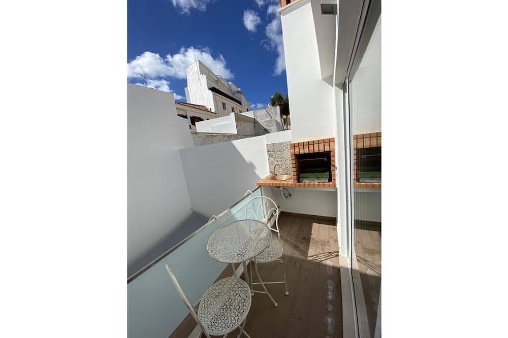 Friendly House in Lagos, Faro Distrikt