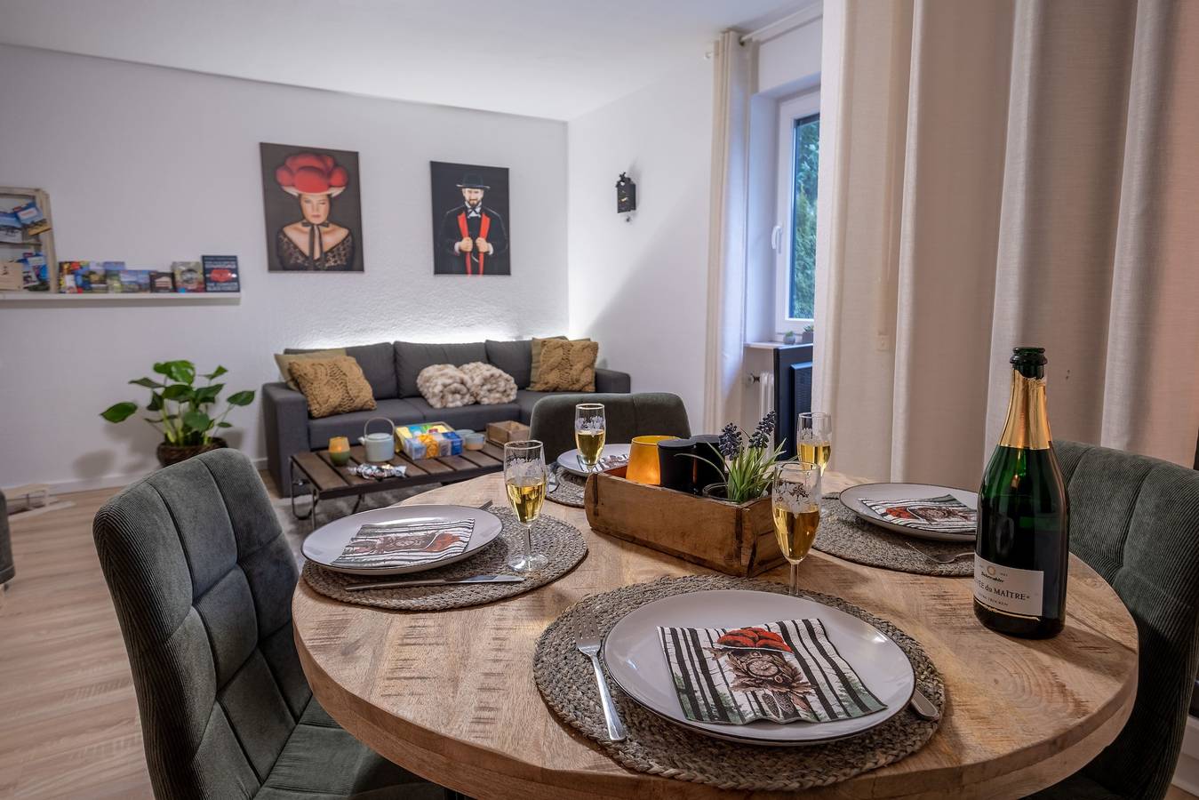 Ganze Wohnung, Ferienwohnung 'Black Forest Style' mit Bergblick, privater Terrasse und Wi-Fi in Schönwald, Südschwarzwald