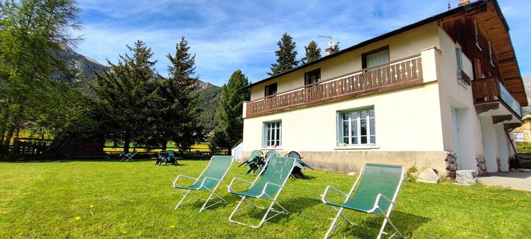 Chalet pour 3 personnes, avec vue et jardin dans Queyras - 2