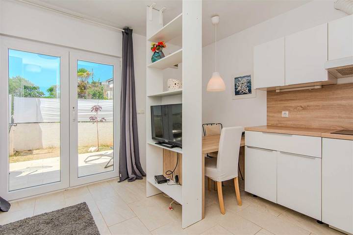 Ganze Wohnung, Ferienhaus | 2-4 Pers. | Voll ausgestattet in Vir