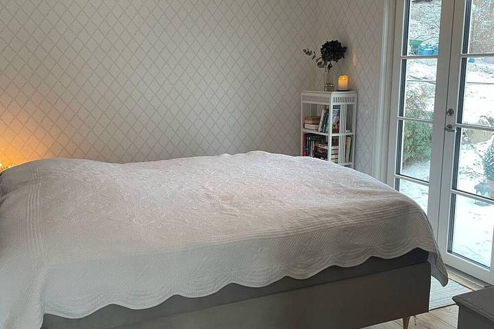 Ferienhaus für 10 Personen, mit Sauna und Whirlpool sowie Terrasse und Garten in Vaxholm - 4