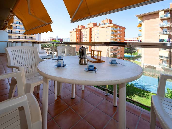Ferienwohnung für 4 Personen, mit Balkon und Garten in Malgrat de Mar - 3