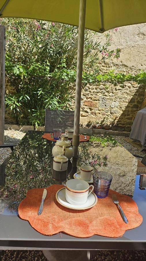 Double Room in Orange, Vaucluse