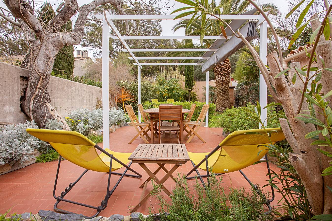 Vacation Home 'La Maison et Son Jardin Clos' with Private Terrace & Wi-Fi in Hyeres, Mediterranean Coast (France)