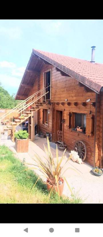 Tente pour 2 personnes, avec vue, animaux acceptés dans le Doubs