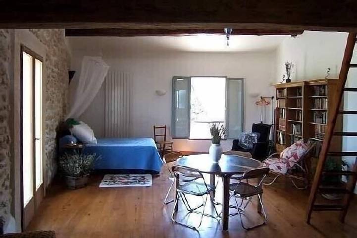 Gîte pour 4 personnes, avec jardin et piscine, animaux acceptés à Junas - 2