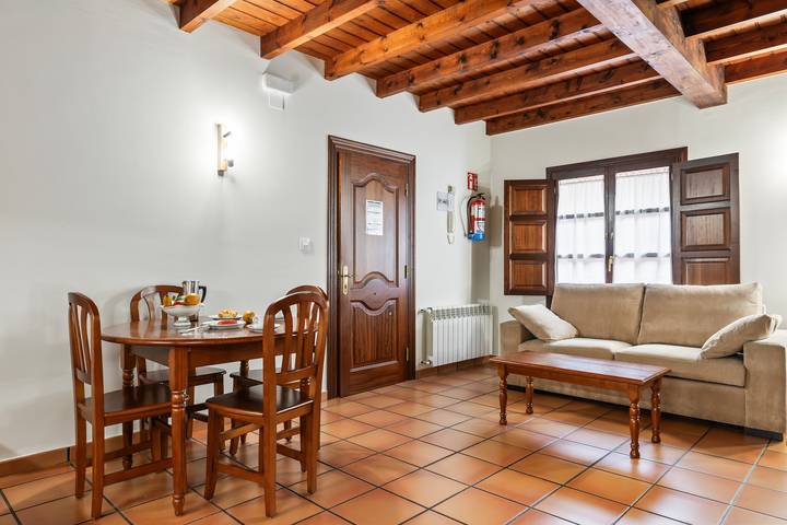 Hel lägenhet, Apartment 'Las Acacias' with Balcony and Wi-Fi in Bustio, Ribadedeva