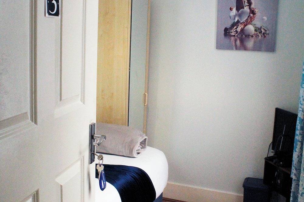 London Townhouse retreat, close to Tottenham hotspurs stadium in London, Südostengland