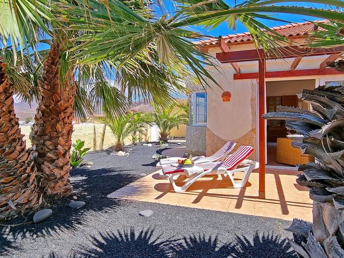 Location de vacances pour 4 personnes, avec jardin à La Pared - 2