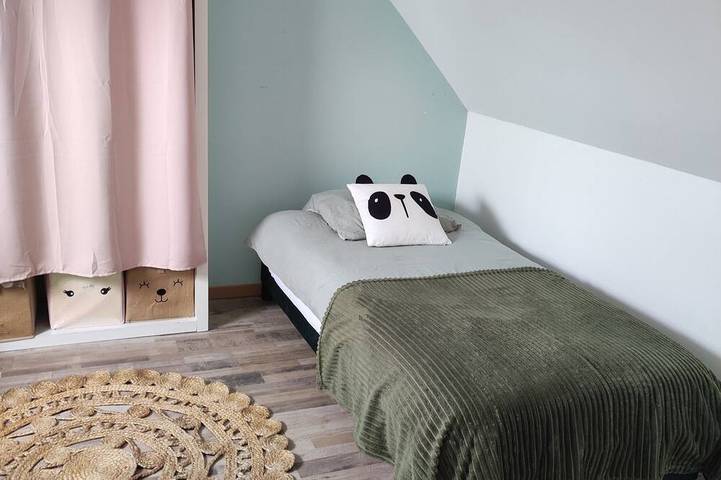 Location de vacances pour 6 personnes, avec piscine ainsi que terrasse et jardin à Coulogne - 4