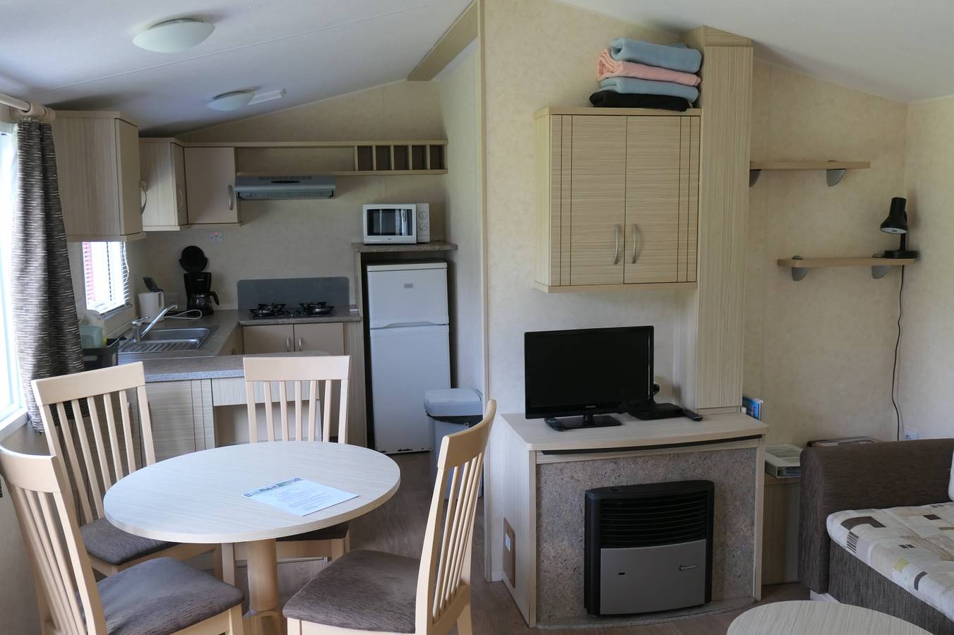 Grosses 4-Personen Ferienhaus auf Mini-Campingplatz nah das Veerse Meer und Oostkapelle in Oostkapelle, Walcheren