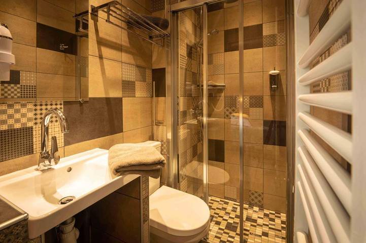 Gîte pour 2 personnes, avec sauna et terrasse ainsi que jacuzzi et jardin, animaux acceptés à Méaudre - 4