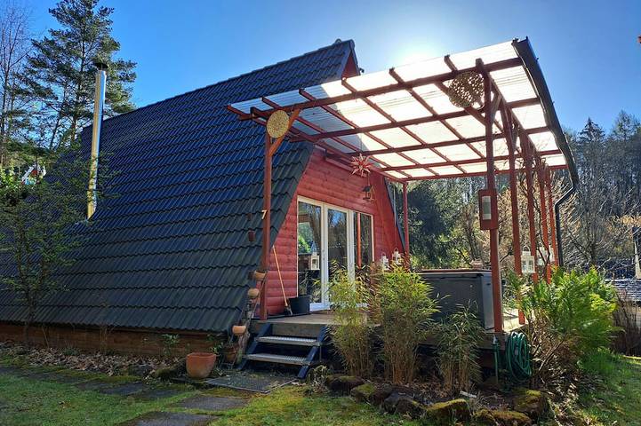 Ferienhäusl direkt im Pfälzerwald in Gossersweiler-Stein, Trifelsland