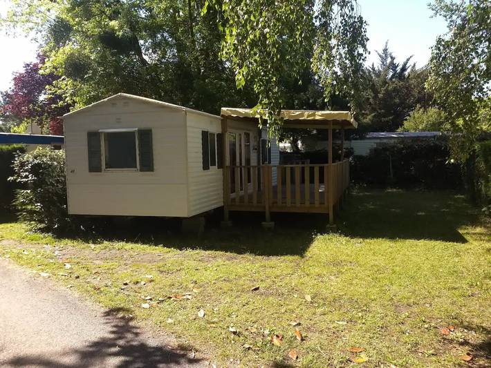 Camping pour 5 personnes, avec Jardin et Bassin pour enfant