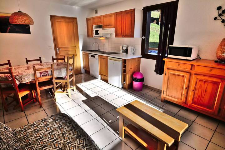 Entire apartment, Pleasant 2 rooms + cabin - 38m2 - 6 people in Le Grand-Bornand, Annecy region