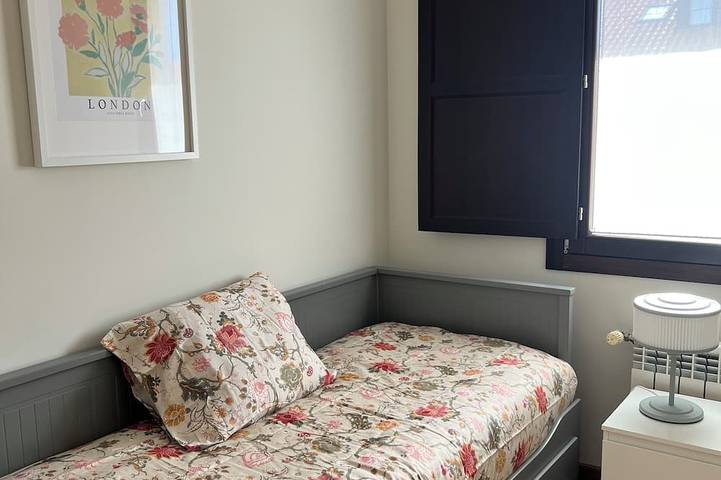Appartement entier, Beautiful brand new apartment in Colombres, 2 km from the beach. in Ribadedeva, Côte Cantabrique