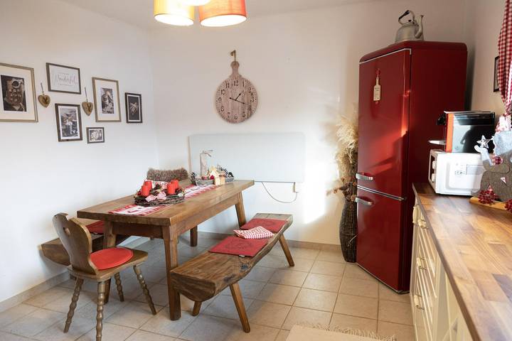Ferienhaus für 7 Personen, mit Balkon und Terrasse sowie Garten und Seeblick am Ossiacher See - 2