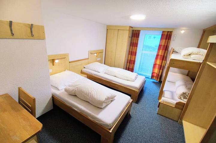 Ferienhaus für 47 Personen, mit Balkon und Garten im Pitztal - 3