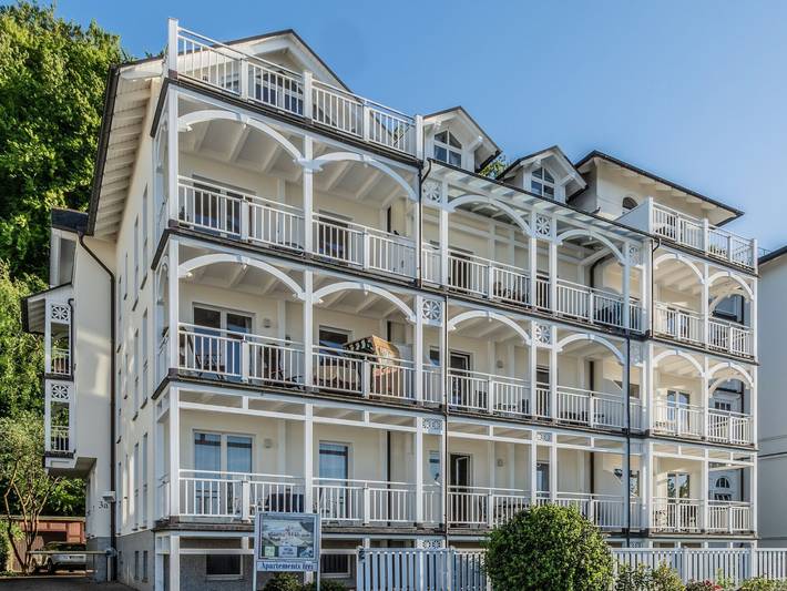 Ferienwohnung für 2 Personen, mit Balkon und Seeblick im Ostseebad Binz