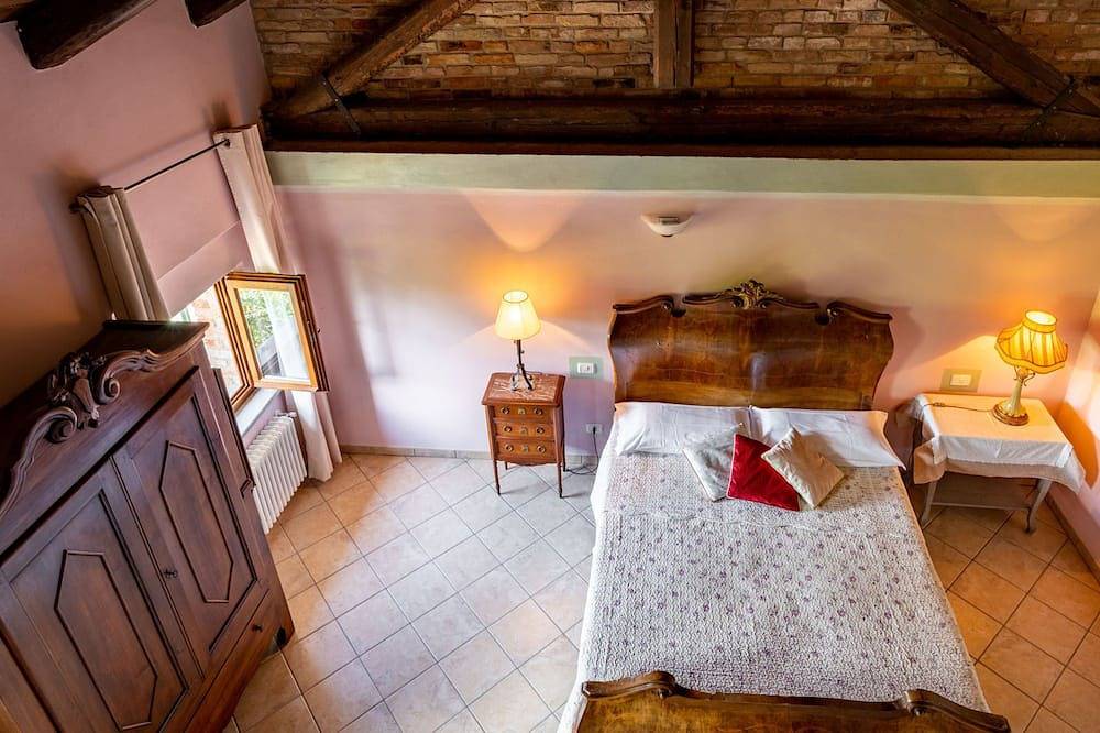 Antica Cascina in Castagnole delle Lanze, Langhe
