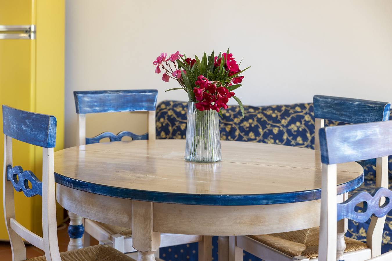 Appartamento intero, Appartamento 'Trilocale Fiordaliso' con vista mare, terrazza e piscina condivisa in Stagno di Casaraccio, Punta De Su Turrione