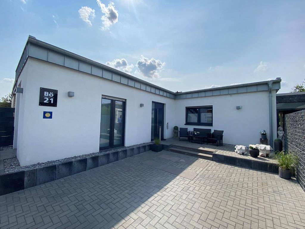Ganze Ferienwohnung, King Studio with Sofa Bed in Kaarst, Rhein-Kreis Neuss