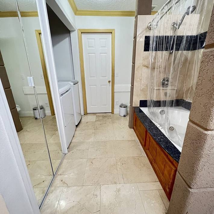 Chalet for 8 people, with terrace and garden in Florida