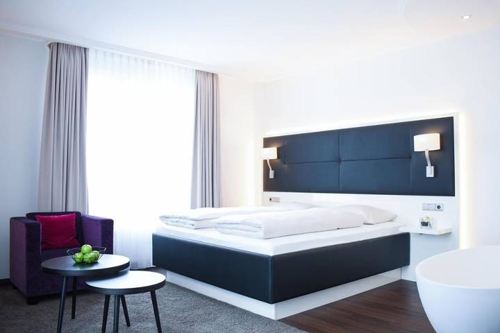 Hotel für 2 Personen, mit Whirlpool und Terrasse sowie Garten und Kinderpool in Fulda - 4