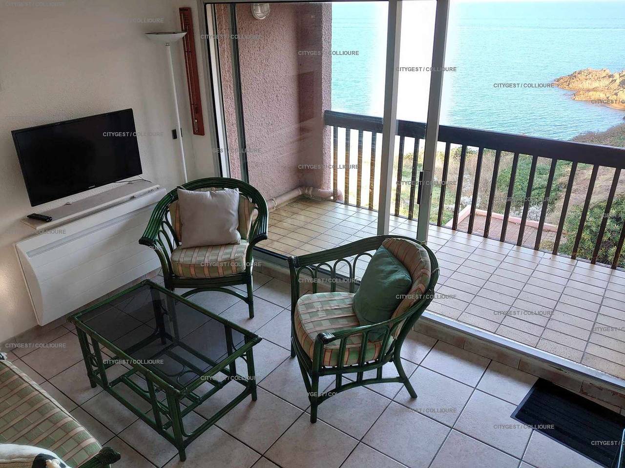 Ganze Ferienwohnung, Ferienwohnung für 6 Personen mit Terrasse in La Côte Vermeille, Port-Vendres
