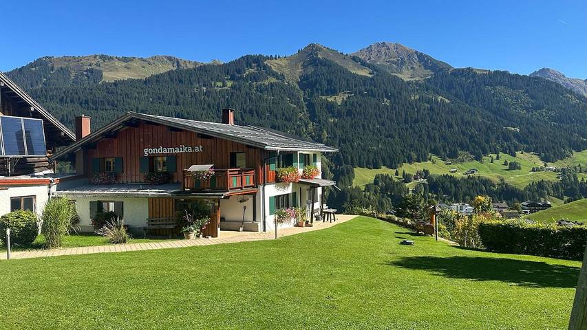 Ferienwohnung für 6 Personen, mit Terrasse und Garten sowie Sauna, mit Haustier in Mittelberg - 4