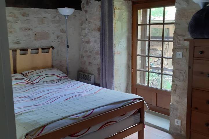 Location de vacances pour 5 personnes, avec Jardin à Berbiguières - 3