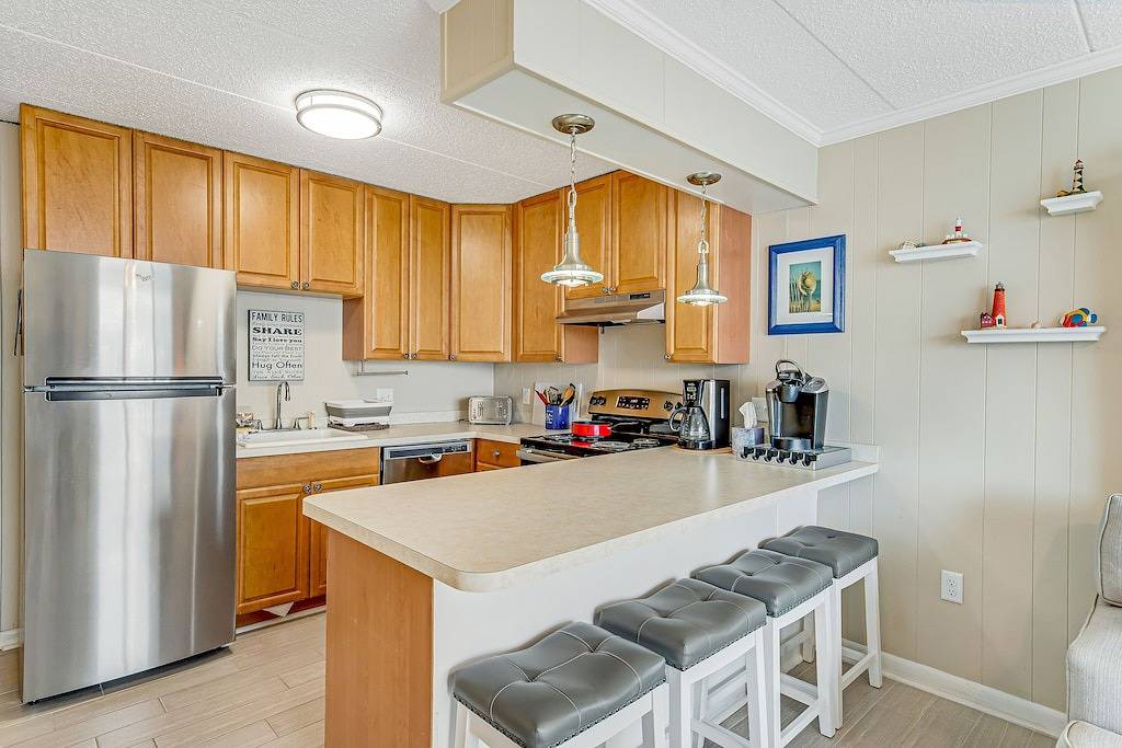 Ganze Wohnung, Bright, sunny condo with ocean and bay views in walkable Midtown location in Ocean City, Worcester County