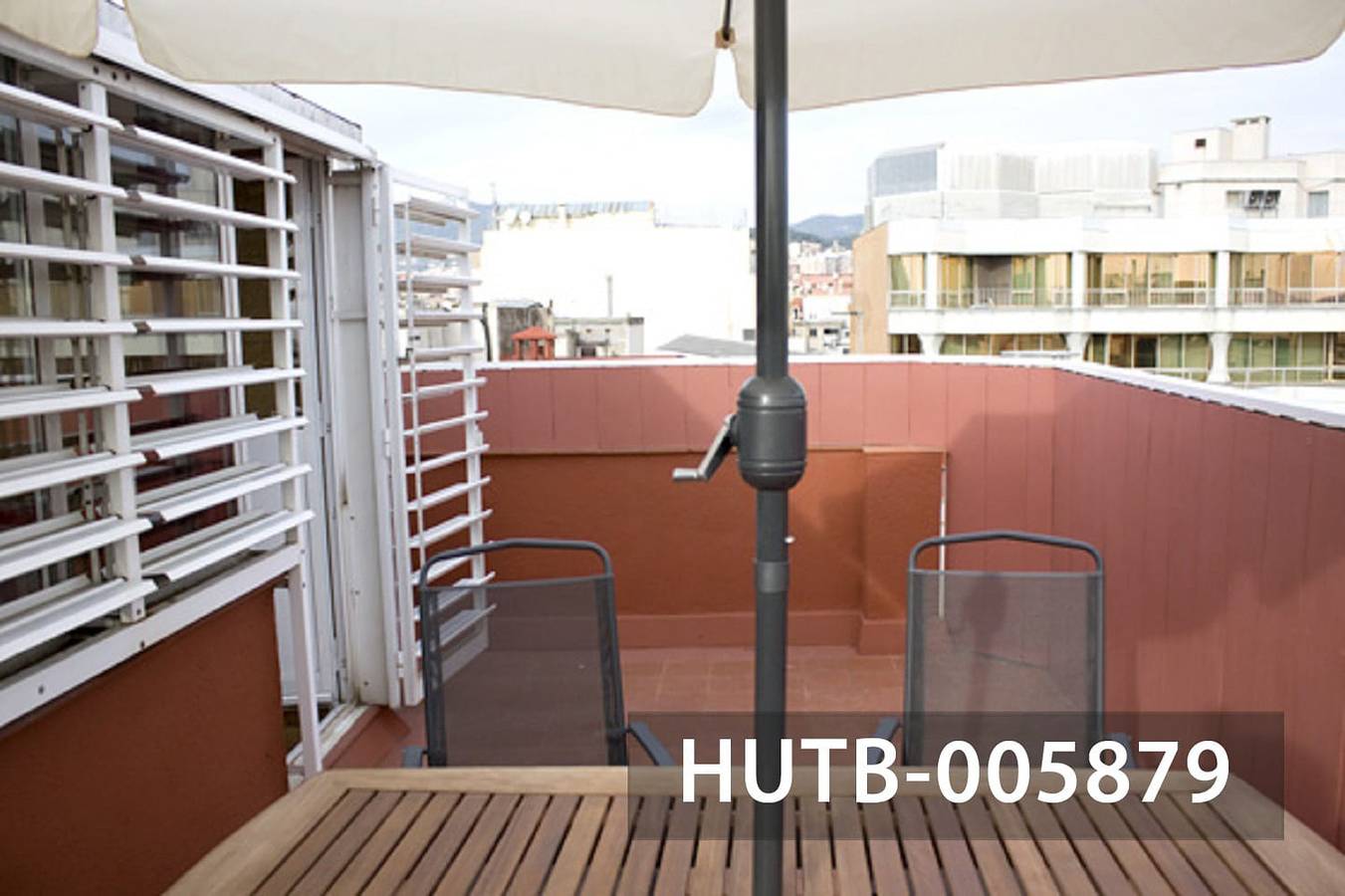 Ganze Ferienwohnung, Modern holiday apartment between Gracia and Eixample, in Barcelona in Barcelona Zentrum, Barcelona