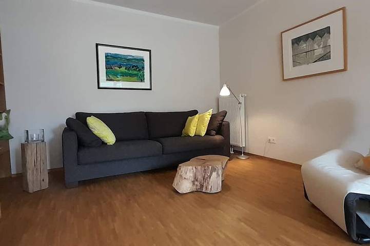 Ferienwohnung für 2 Personen, mit Garten und Terrasse in Buggingen