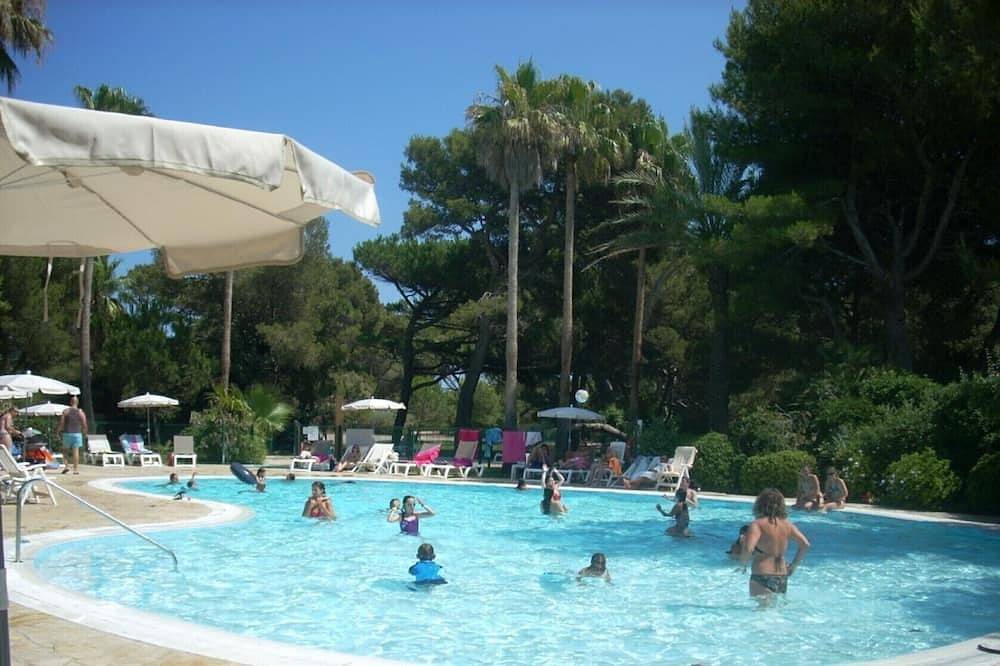 Ganze Wohnung, T2 im bewaldeten Park in Hyeres, Parc national Port-Cros