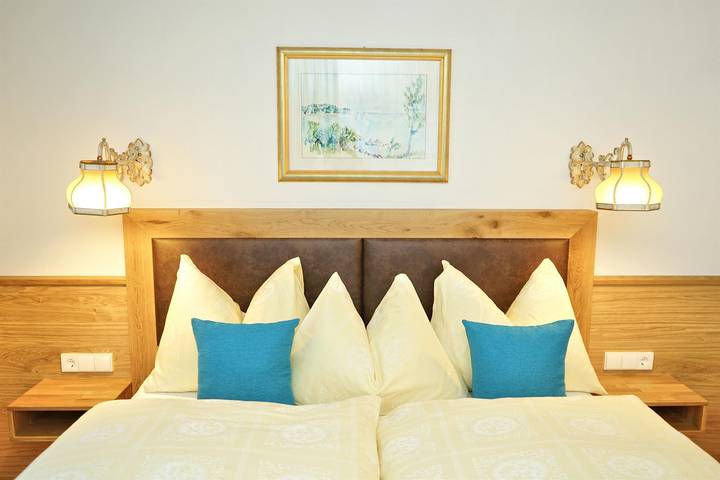 Doppelzimmer Komfort, Gästehaus in Kreuzeckgruppe, Berg im Drautal
