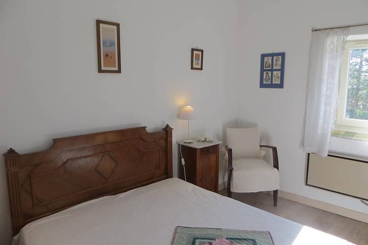 Gîte pour 3 personnes, avec jardin à Pertuis - 2