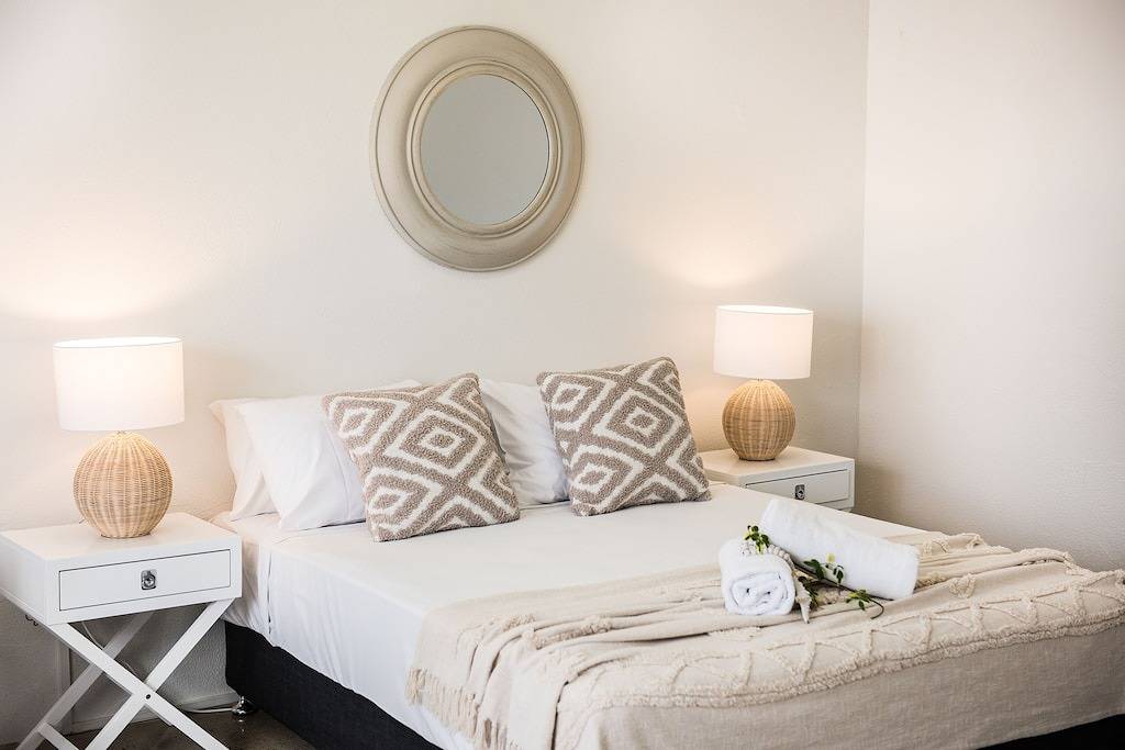 Ocean View 5 Bedroom Holiday Home | Perfect Whitsundays Escape in Airlie, Airlie Beach