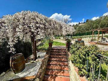 Cottage pour 2 personnes, avec jacuzzi et jardin à Pontassieve