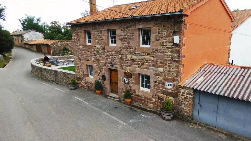 Casa rural para 12 personas, con vistas y jardín en Hermandad de Campoo de Suso - 3