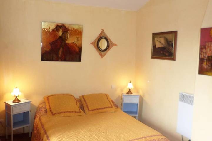 Gîte pour 2 personnes, avec terrasse ainsi que jardin et piscine, animaux acceptés à Clermont-l'Hérault - 2