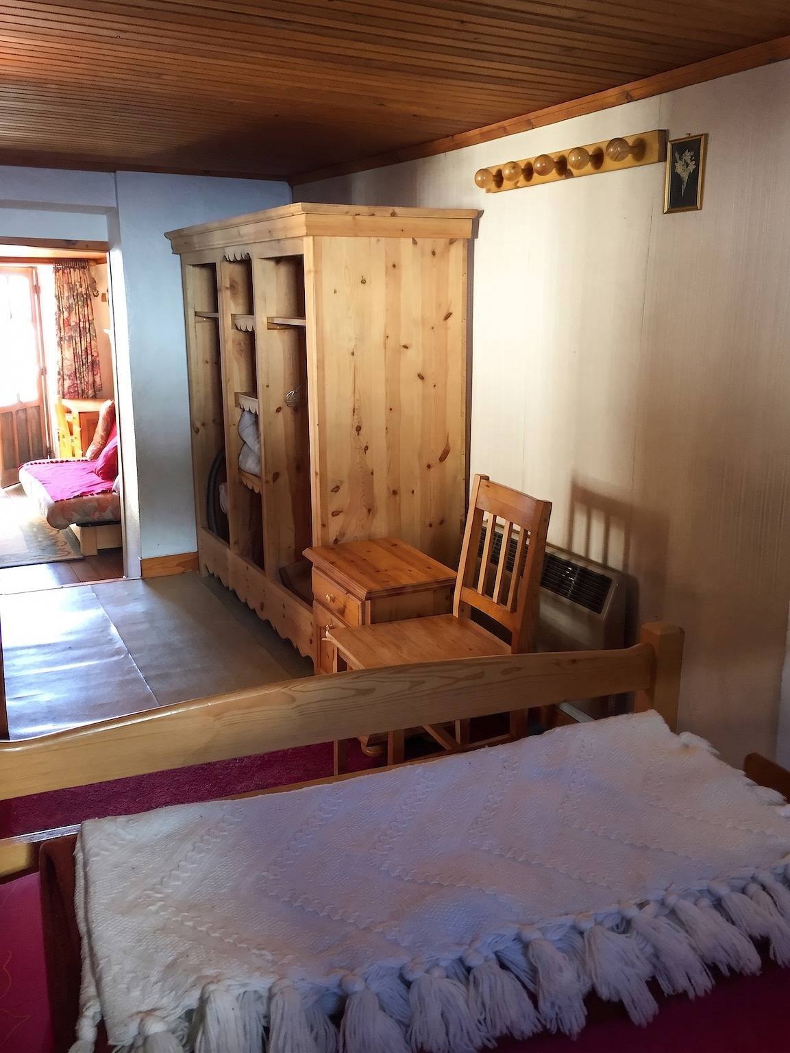 Entire apartment, Charming apartment in Arvieux, 50 m², mountain view in Arvieux, Queyras