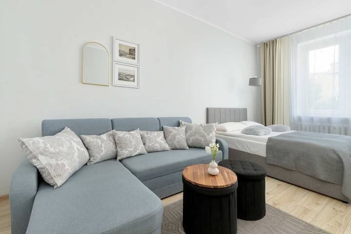 Apartamento vacacional entero, Cozy Studio with a Bathtub | Work Space in Gdynia, Zatoka Gdańska