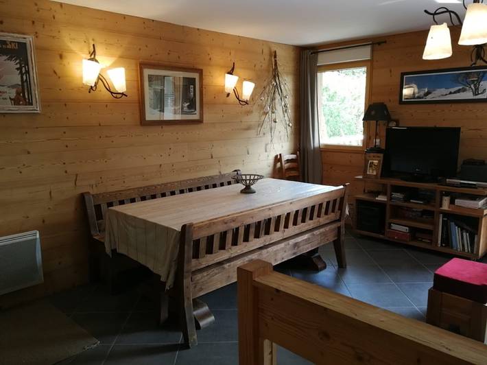 Gîte pour 8 personnes, avec terrasse à Laveissière - 3