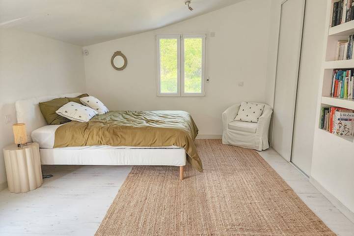 Location de vacances pour 9 personnes, avec jardin et terrasse à Rians - 3