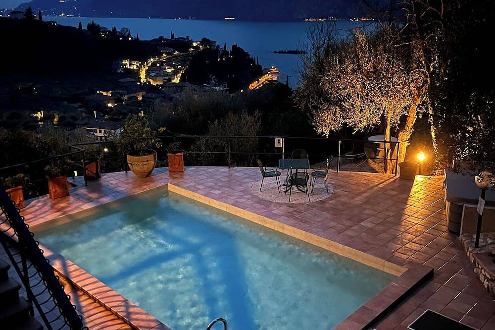 Schone grosses wohnung mit grosses terasse fantastiche seeblich in Malcesine, Gardasee-Berge